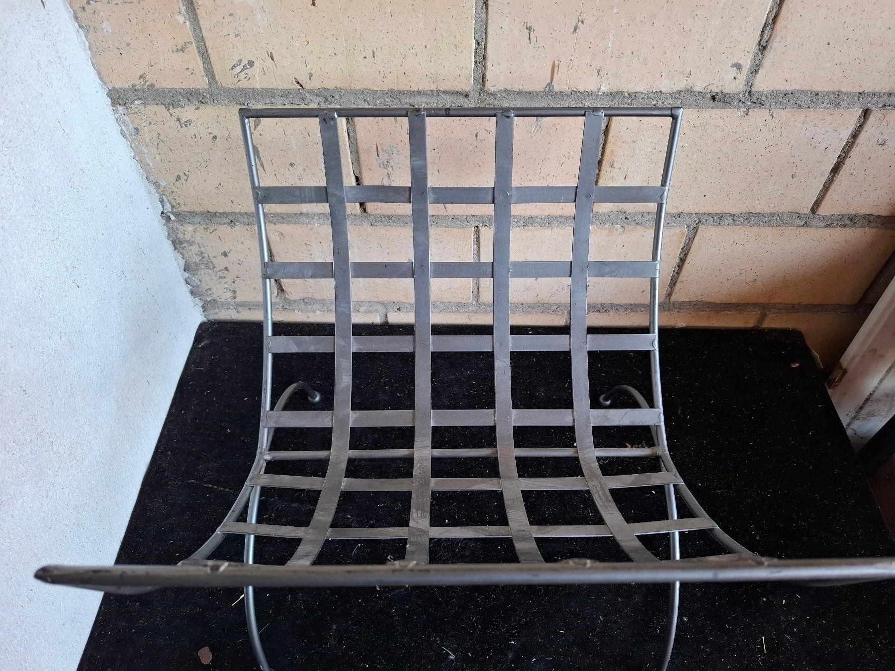 Sonstige Dekorationen & Accessoires: Chemineholz Ständer. Metall Gitter Design . – Gebraucht aus Schönholzerswilen von clyde123 2