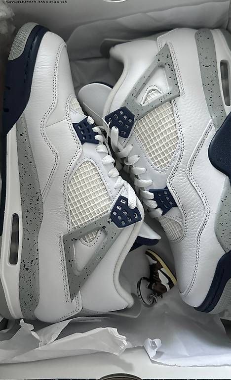 Scarpe da uomo: Jordan 4 retro midnight navy, grösse 44.5 – Usato da Rorschacherberg venduto da JBF17