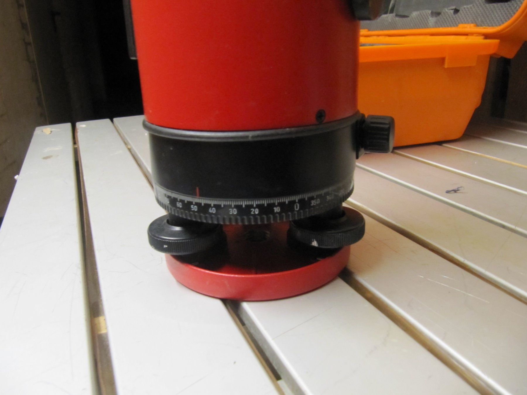 Misurare: Kreuzlaser mit Koffer - Swiss Level – Usato da Basel venduto da stefan4057 5