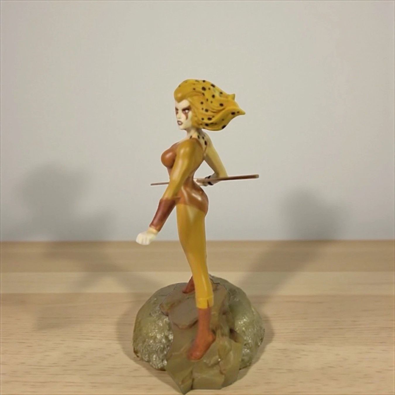 Figuren: ThundercatsHard Hero Cold Cast Porcelain Statue - Cheetara – Gebraucht aus Oberentfelden von FiguresAndGamesPlace 1
