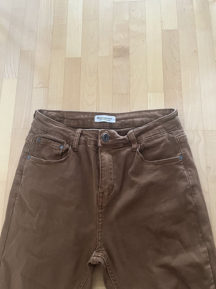 Jeans: Jeans braun Grösse 36 – Nuovo (secondo la descrizione) da Mörschwil venduto da Seegurke18 1