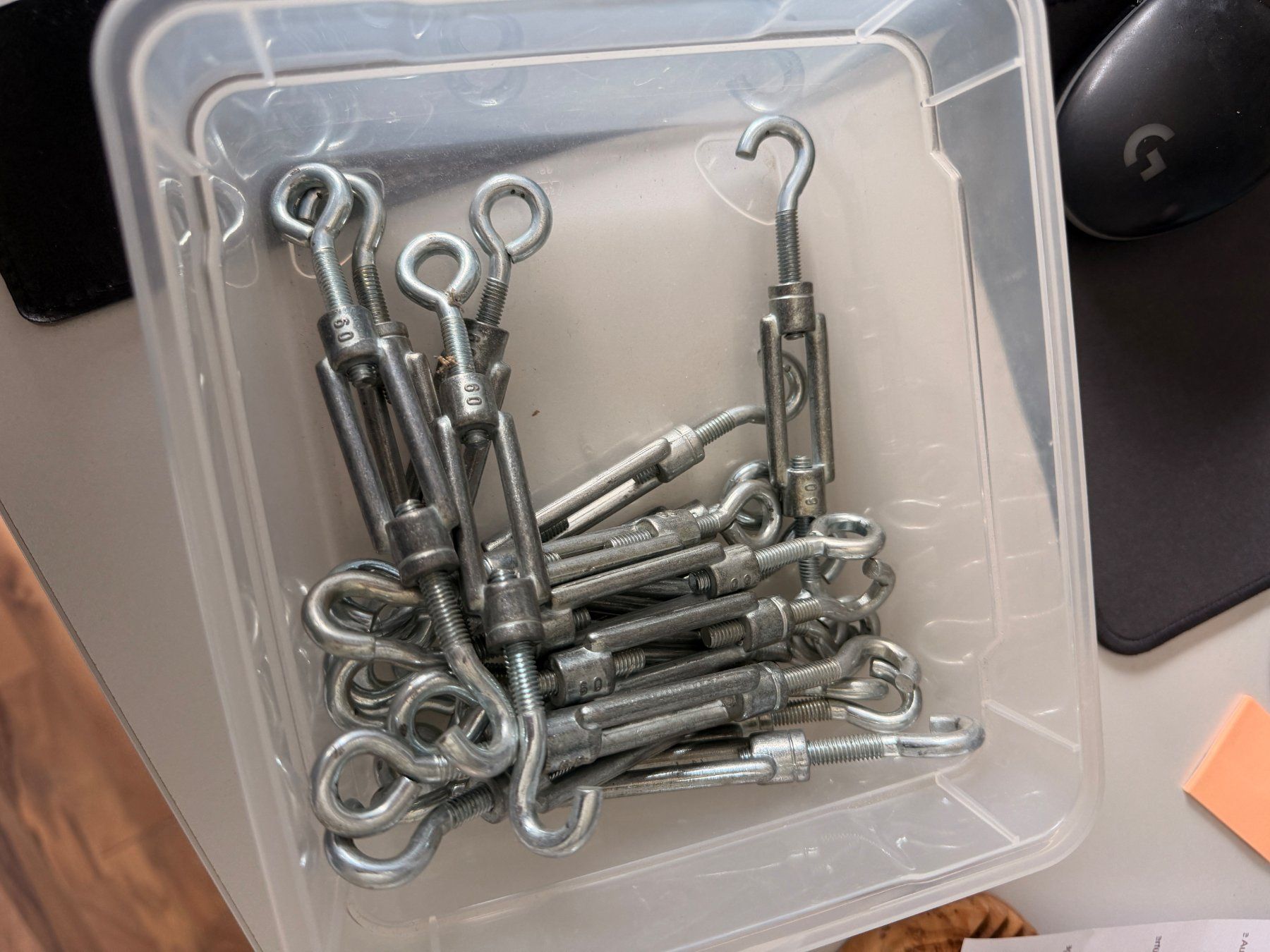 Tous les outils: Spannschloss Schrauben – D'occasion à Hauptwil par aromashop