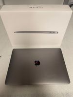 Apple MacBook Air I5 256GB SSD Spacegrau sehr guter Zustand