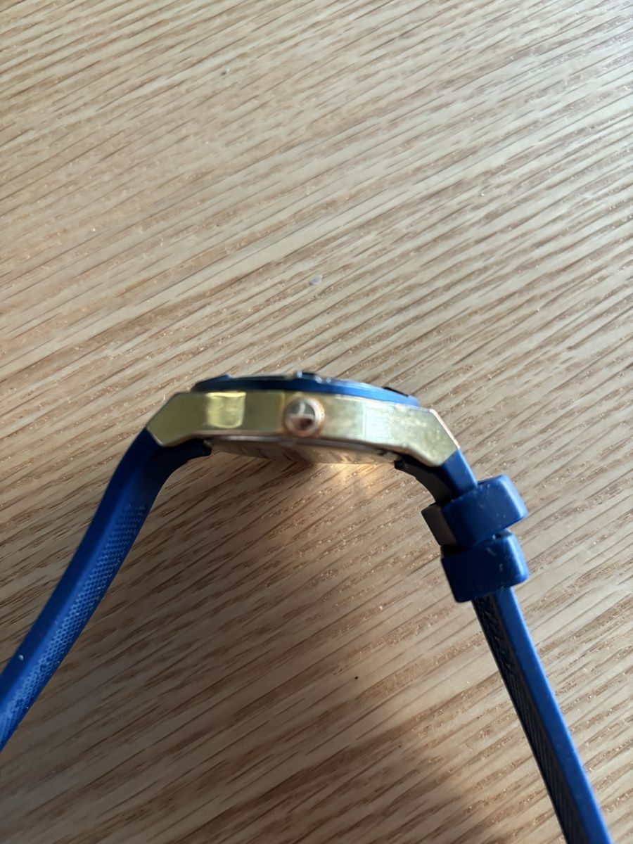 Guess Orologi: Guess Damen Armbanduhr – Usato da Salenstein venduto da Silly...0 6