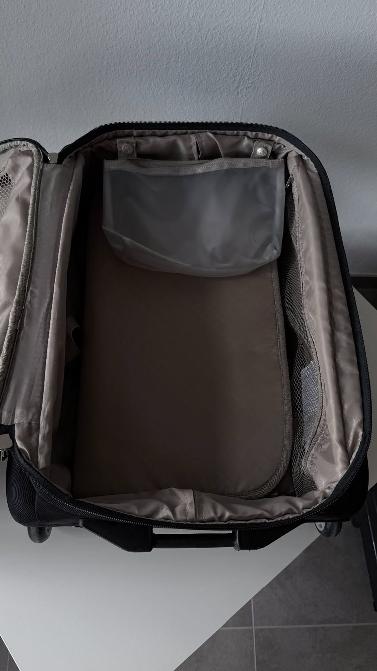 Samsonite Valigie: Samsonite Valise cabine souple noire – Usato da Lausanne venduto da ipanema23 5