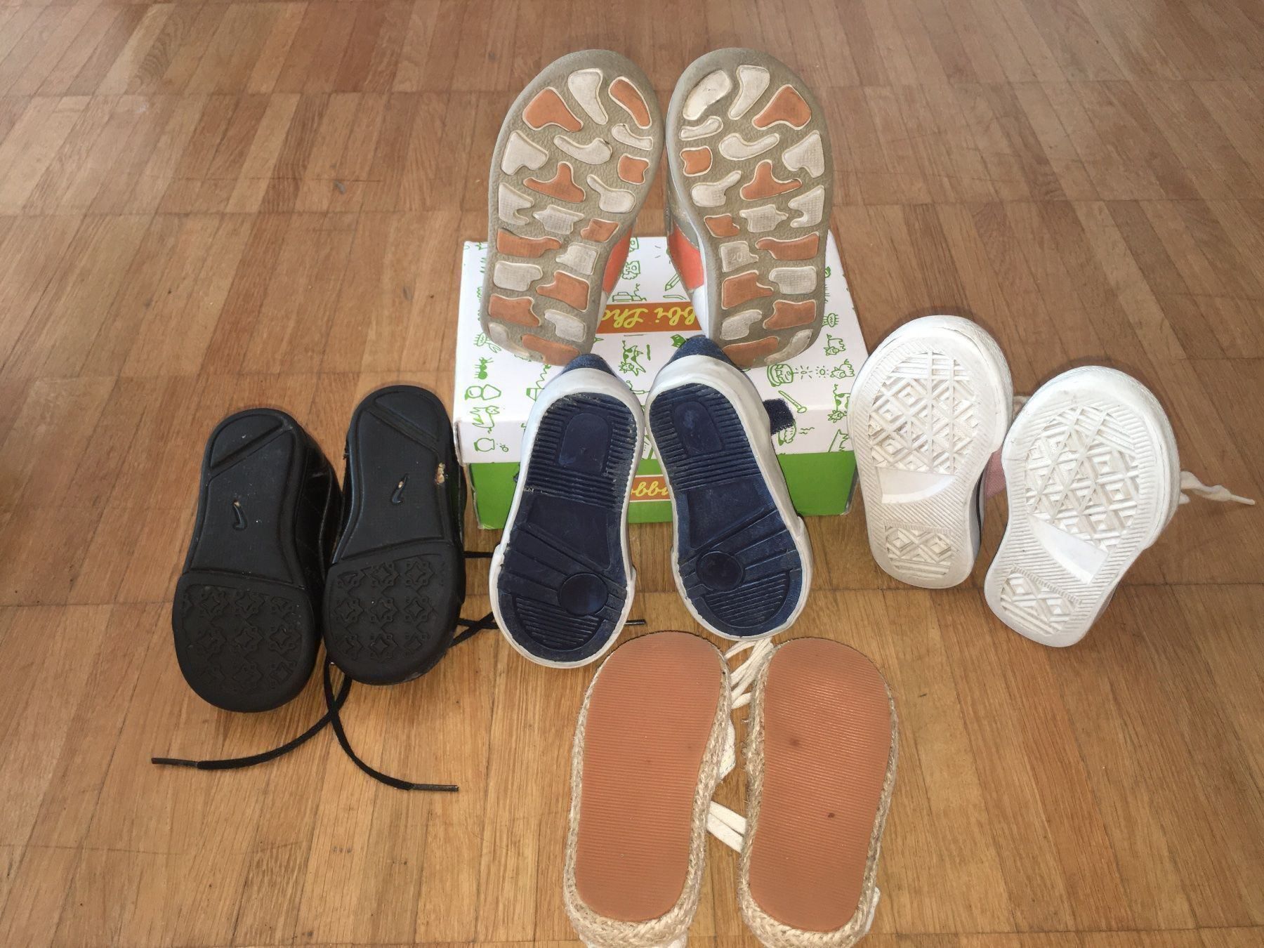 Nike Scarpe per ragazzi: Kleinkinder Schuhe Gr. 20 – Usato da Untersiggenthal venduto da Sonnenschein015 1