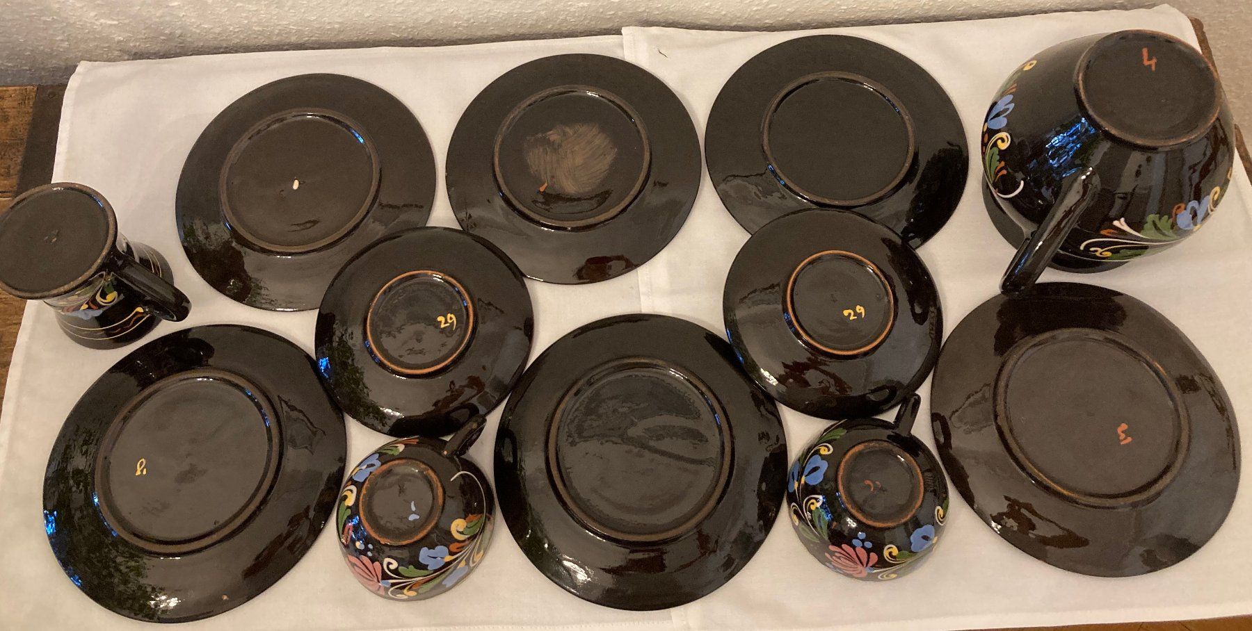 Set di piatti: Ancien service de table, céramique – Usato da Genève venduto da CH1938 6