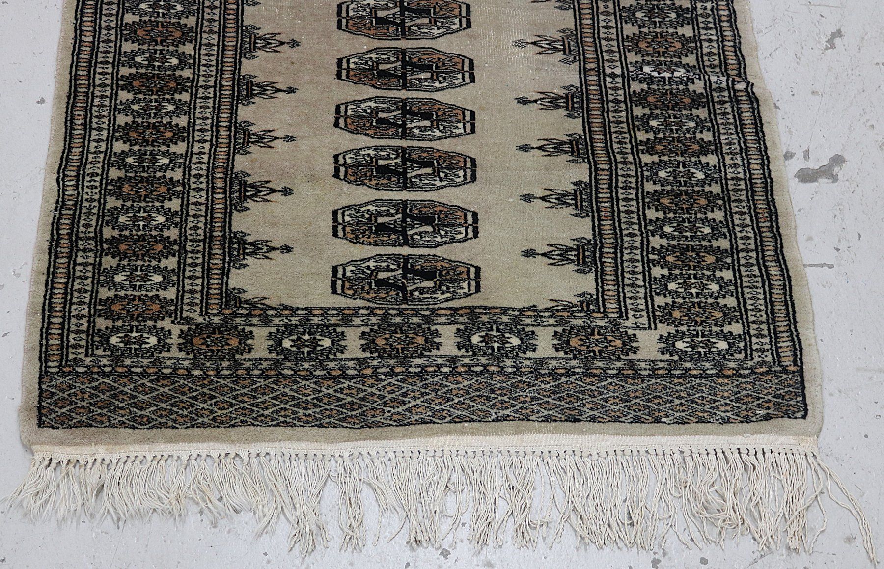 Tapis: Kleiner Läufer in Grün-/Grautöne – D'occasion à Volketswil par brockipfannenstil 1