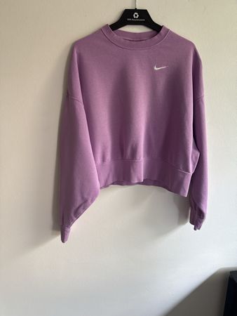 NIKE pale lavender sweatshirt like new! (size XS)
