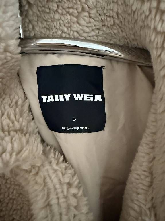 Tally Weijl Cappotti: Mantel Tally Wejil (S) – Usato da Herisau venduto da Fashionata0609 2
