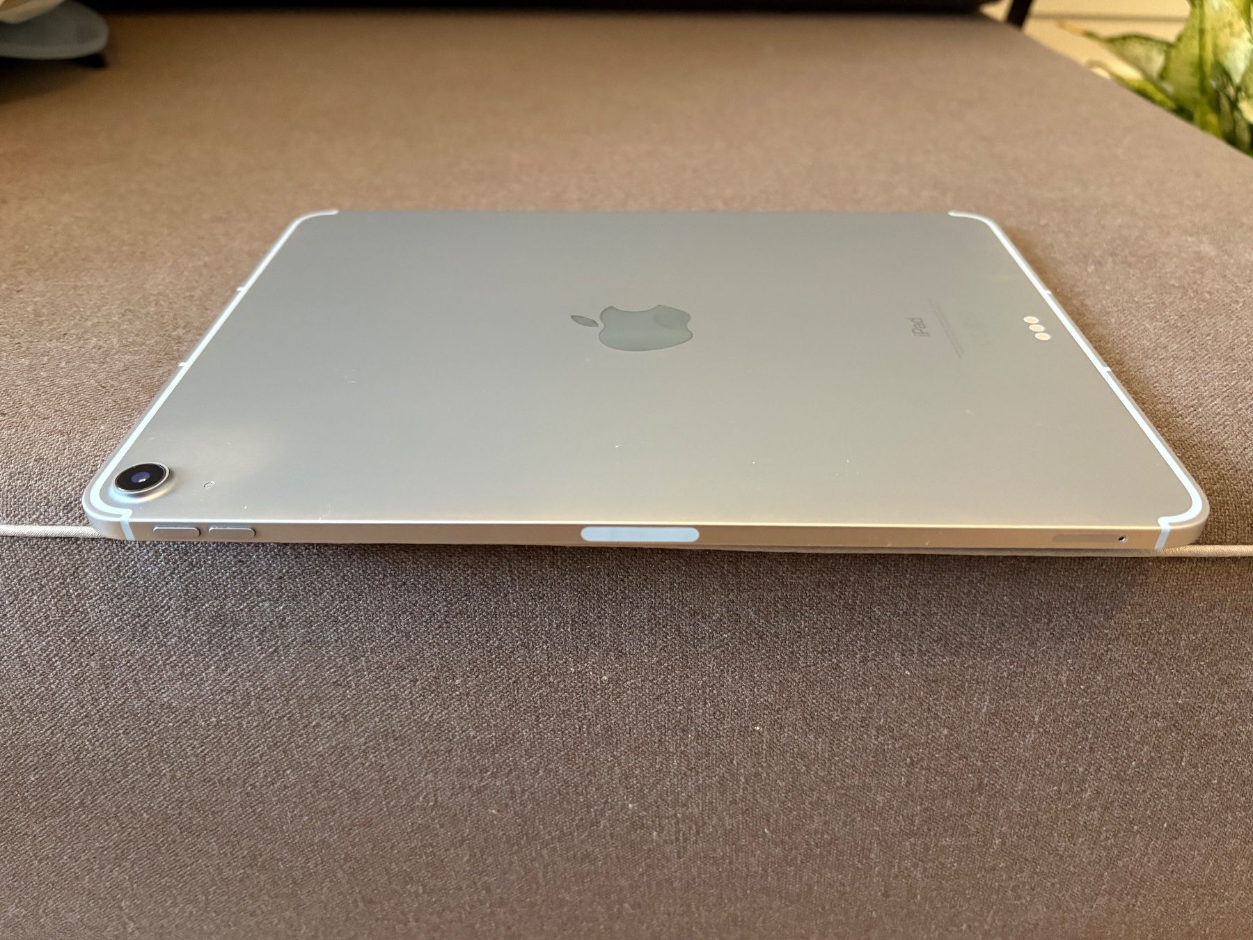 Apple Tablet PC: iPad Air 4 64GB Sky Blue Cellular + Magic Keyboard – Usato da Zürich venduto da cipi88 5