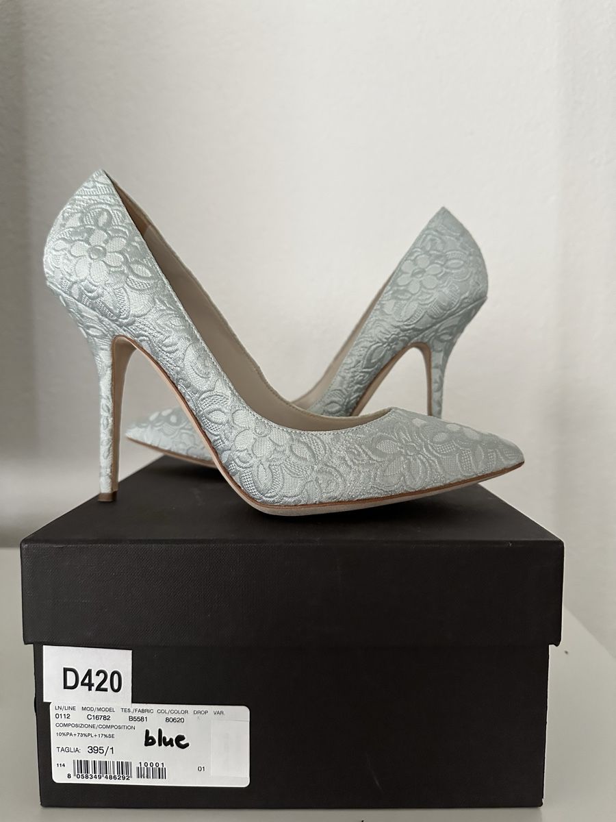 Dolce & Gabbana Scarpe da donna: D&G Pumps Spitze hellblau Gr. 39,5 – Nuovo (secondo la descrizione) da Grenchen venduto da ylo_8mlq