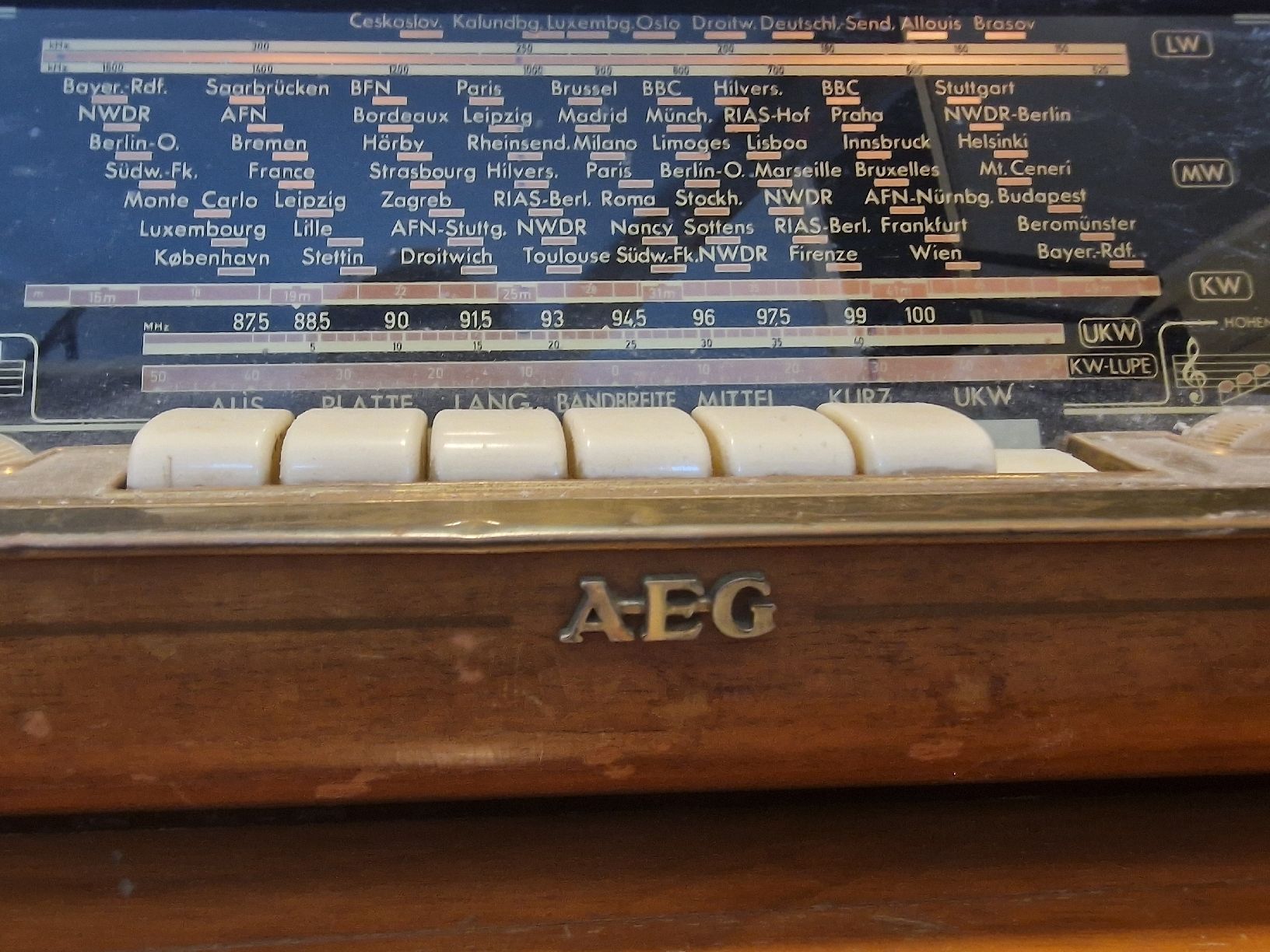 Radio: Radio AEG 3074 WD 3D Super objet de collection – Usato da La Chaux-de-Fonds venduto da Ric_m628 4