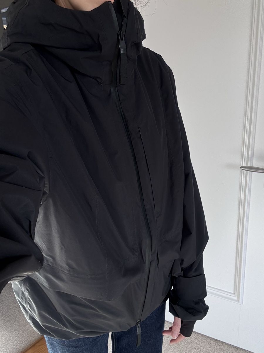 H&M Jacken: Isolations Skijacke – Gebraucht aus Zürich von laura.alisha 8