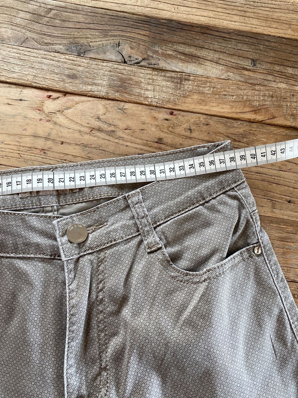 Hosen: Hose – Gebraucht aus Krattigen von Landado 3