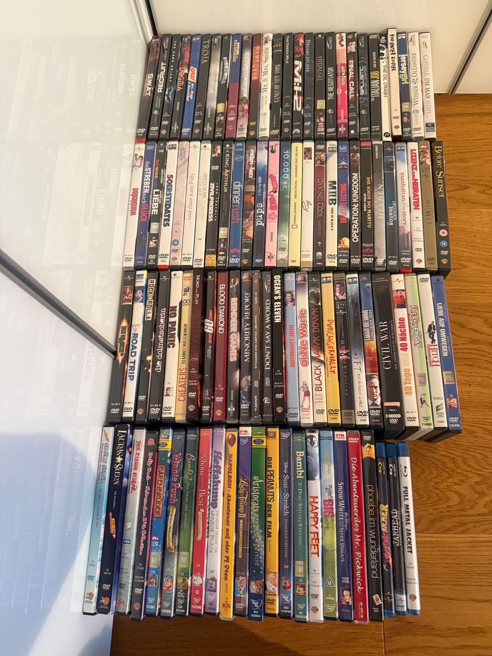 Tutti i DVDs: DVD-Sammlung Ca. 100 DVD vers. Genres – Usato da Altendorf venduto da grumscha