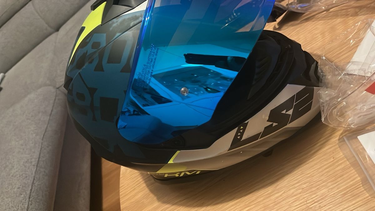 Caschi & visiere: LS2 Storm Integralhelm – kaum gebraucht – Usato da Zollikerberg venduto da robinho_ 1