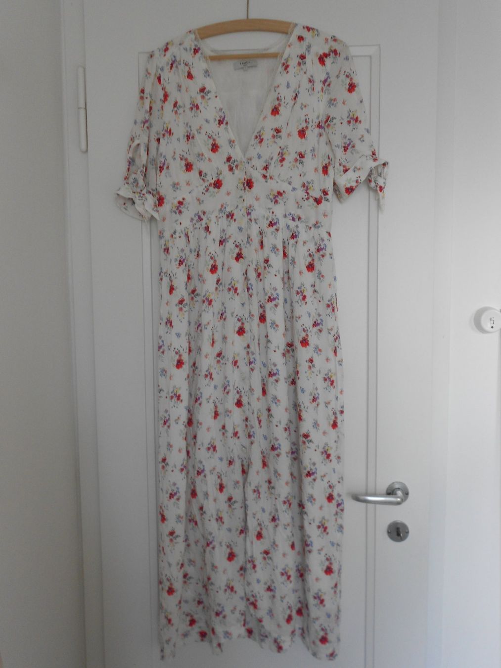 Vestiti: Langes Blumen Sommer Kleid mit Ärmel (Baumwolle, Gr. L) – Nuovo (secondo la descrizione) da Zollikofen venduto da Flavabana 1