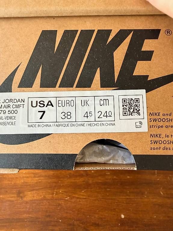 Herrenschuhe: Nike Jordan High - taille 38 – Gebraucht aus Versoix von Van75 3