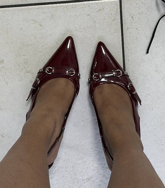 Chaussures femmes: Bordeauxrote Lackpumps  – D'occasion à Hölstein par Pivu 4