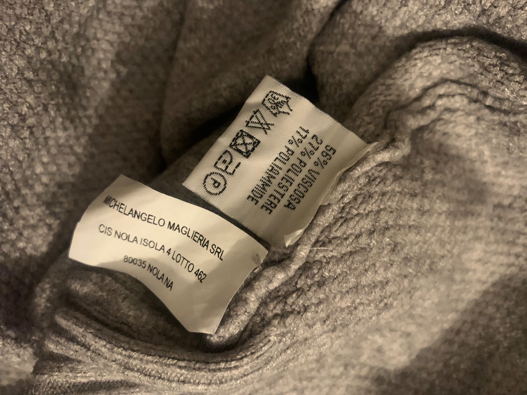 Maglioni & Felpe: SUIJO Poncho gr M – Usato da Gutenswil venduto da Bregenzer8610 7
