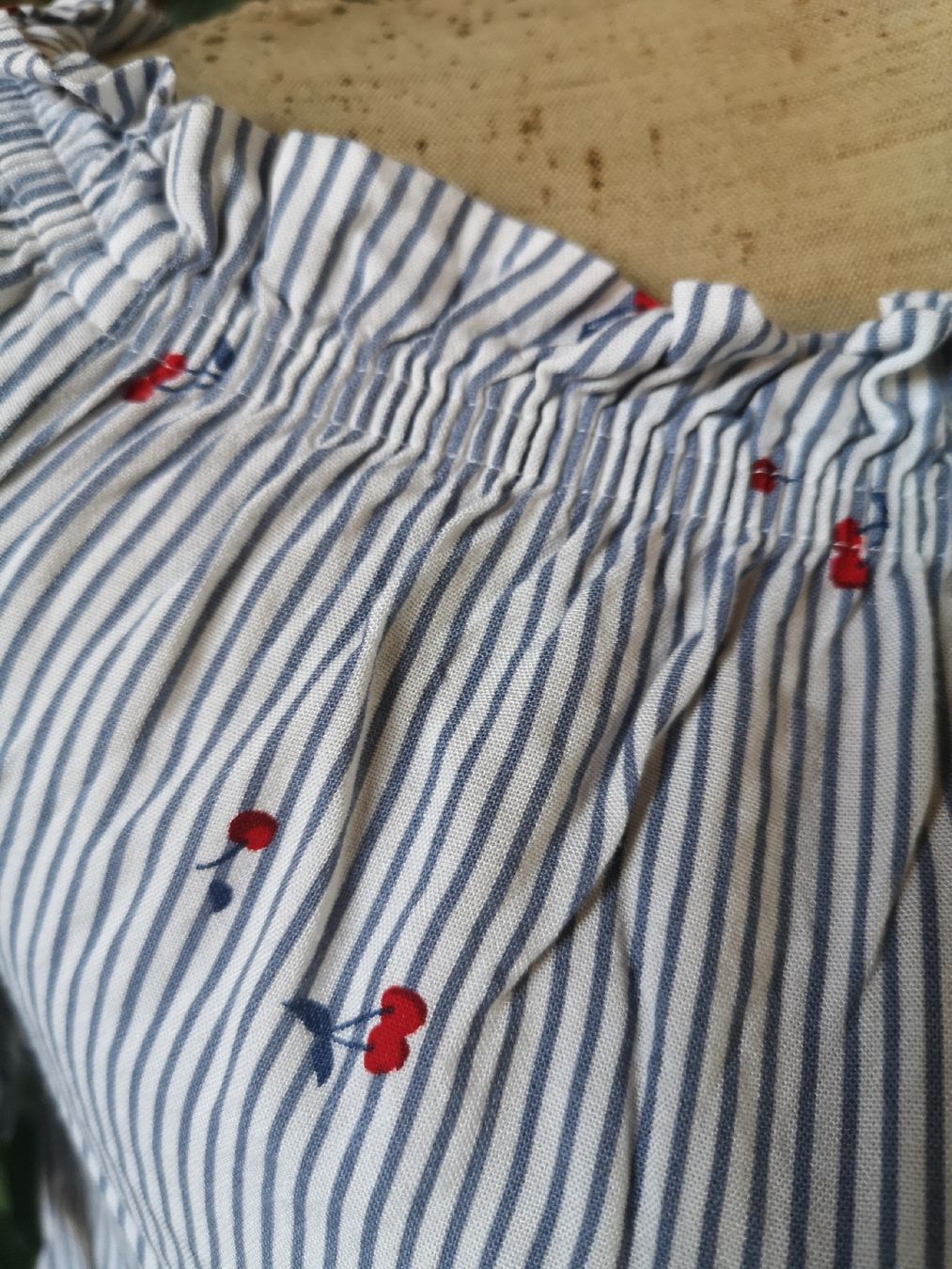 C&A Top: Haut rayé motif cerises – Nuovo (secondo la descrizione) da Fresens venduto da nat_n8xd 1