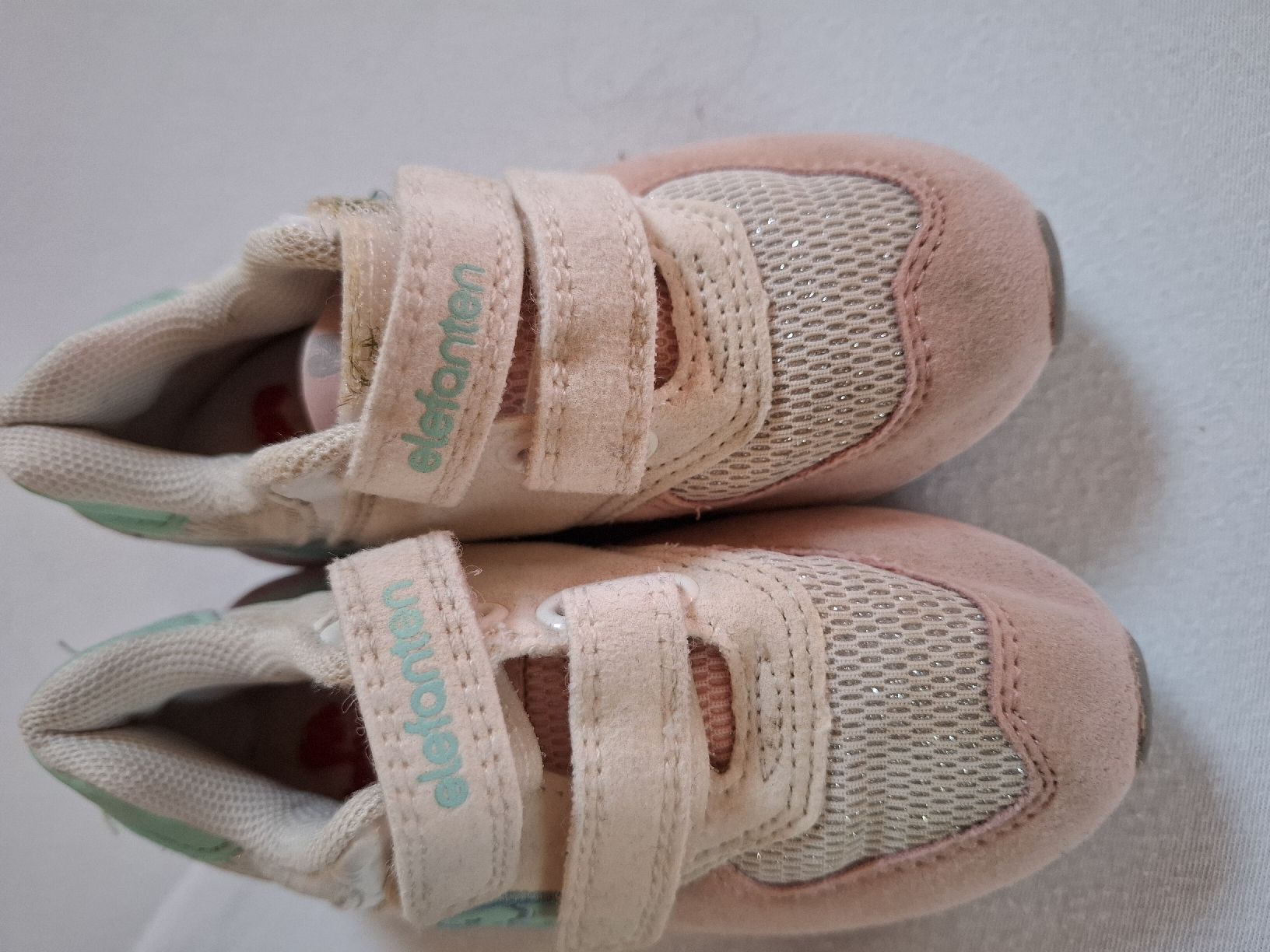 Elefanten Scarpe per ragazze: Süsse Elefanten Kinderschuhe Gr. 23 – Usato da Dottikon venduto da dan_7tqy