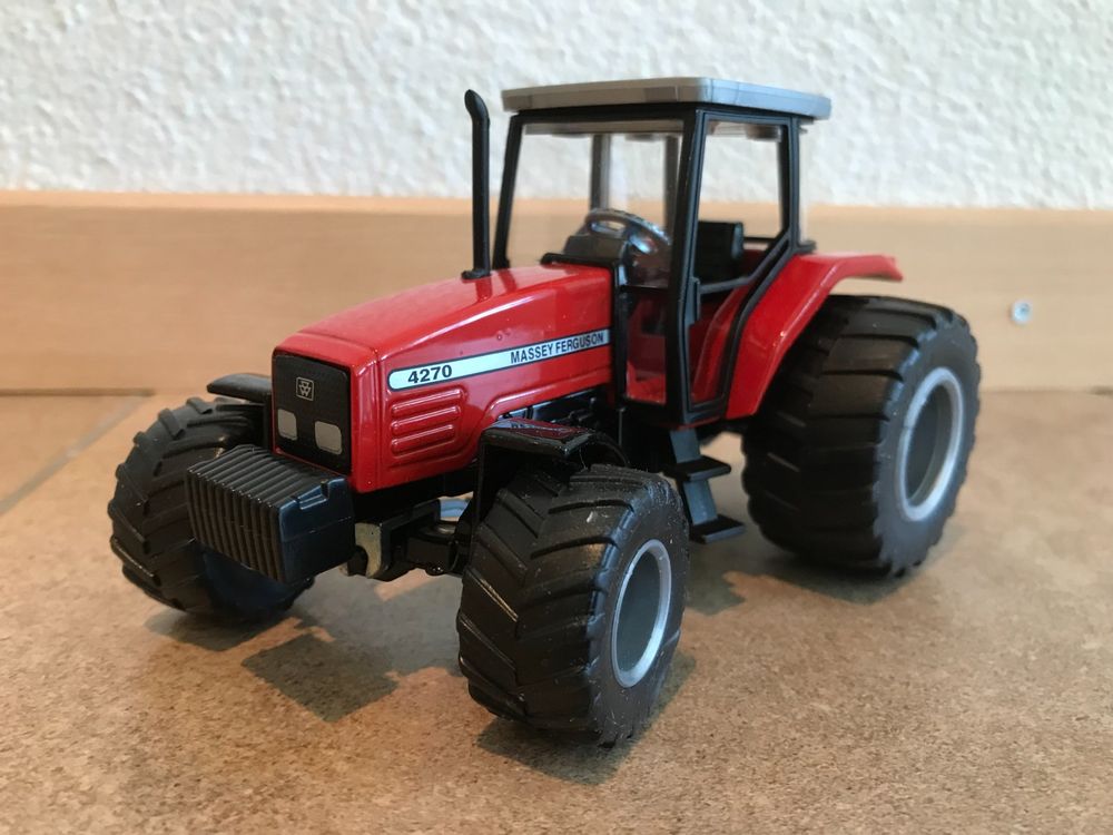 Massey Ferguson 4270 (Neu und originalverpackt) in Kreuzlingen für CHF ...