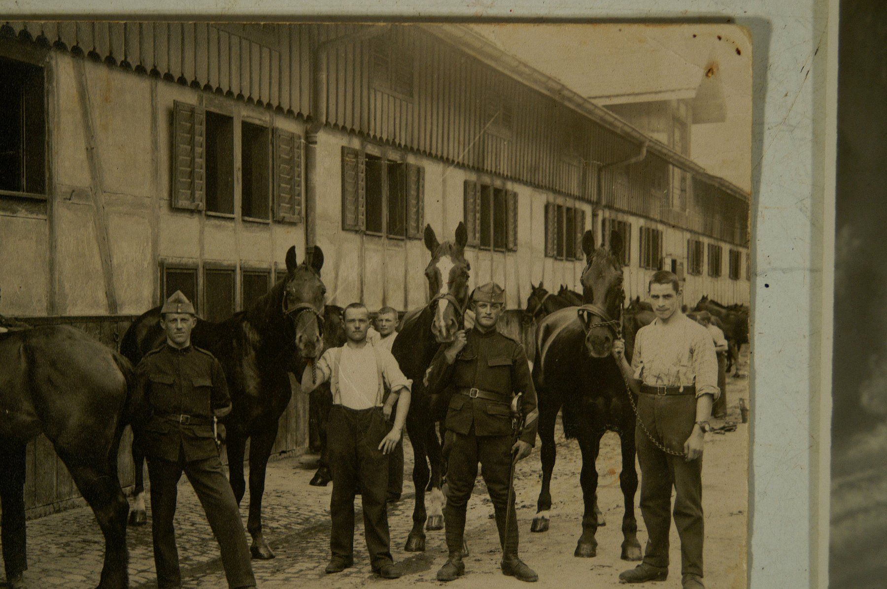 Cartoline postali: AK Militaria Pferdezug – Usato da Herisau venduto da Wisen 2