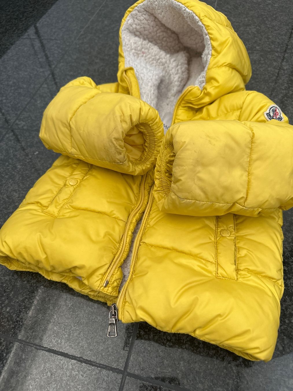 Moncler Giacche & Cappotti: Moncler – Usato da Gossau SG venduto da Carvalloh 1