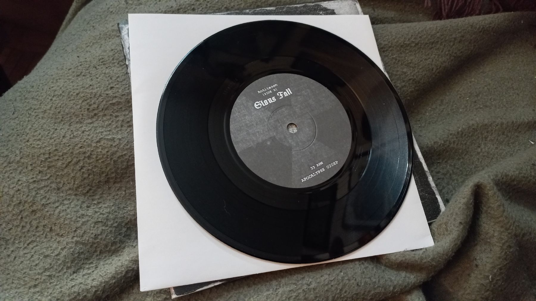 Dischi in vinile: Koldbrann - Atomwinter 7" Single Vinyl Black Metal – Usato da Olten venduto da Donatello1984 3