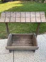 Vogelhaus / Blumentrog aus Holz 42 cm hoch