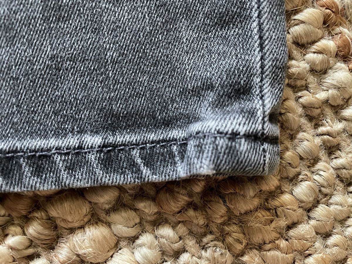 Levi's Jeans: Levi's Hose Slim Grösse 26 grau/schwarz – Usato da Basel venduto da Garfield038 5