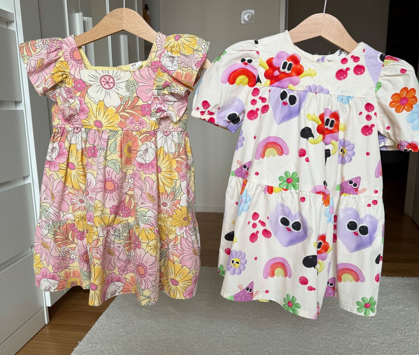 H&M Kleider & Röcke: 2 süsse Sommerkleider, Grösse 80, H&M. – Gebraucht aus Lupfig von gal_y59r