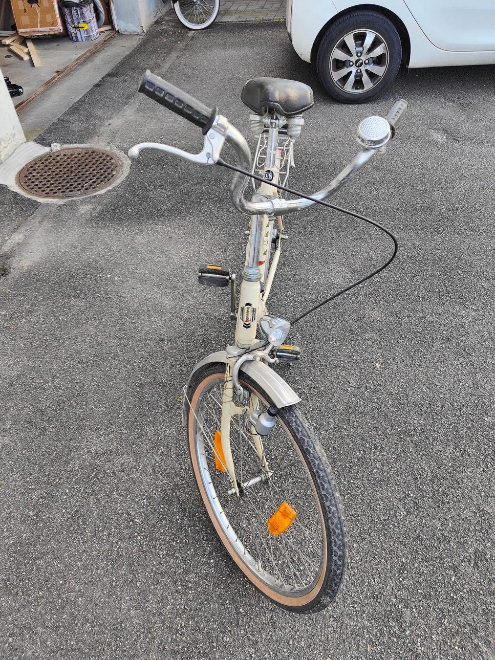 Velos: Antik Klappvelo, 24 Zoll DDR Fahrrad, eingang. – Gebraucht aus Studen BE von Paplo 2