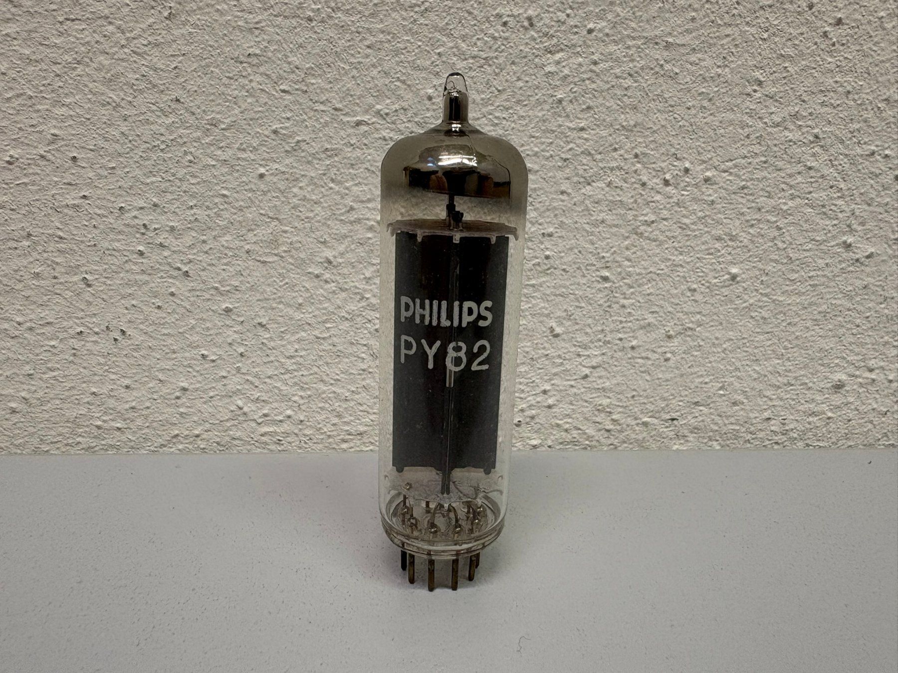 Philips Elektronikbauteile: Philips PY 82 – Neu (gemäss Beschreibung) aus Hochdorf von av-electronics 1