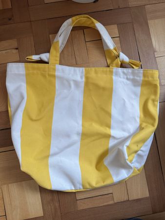Monocle striped beach bag