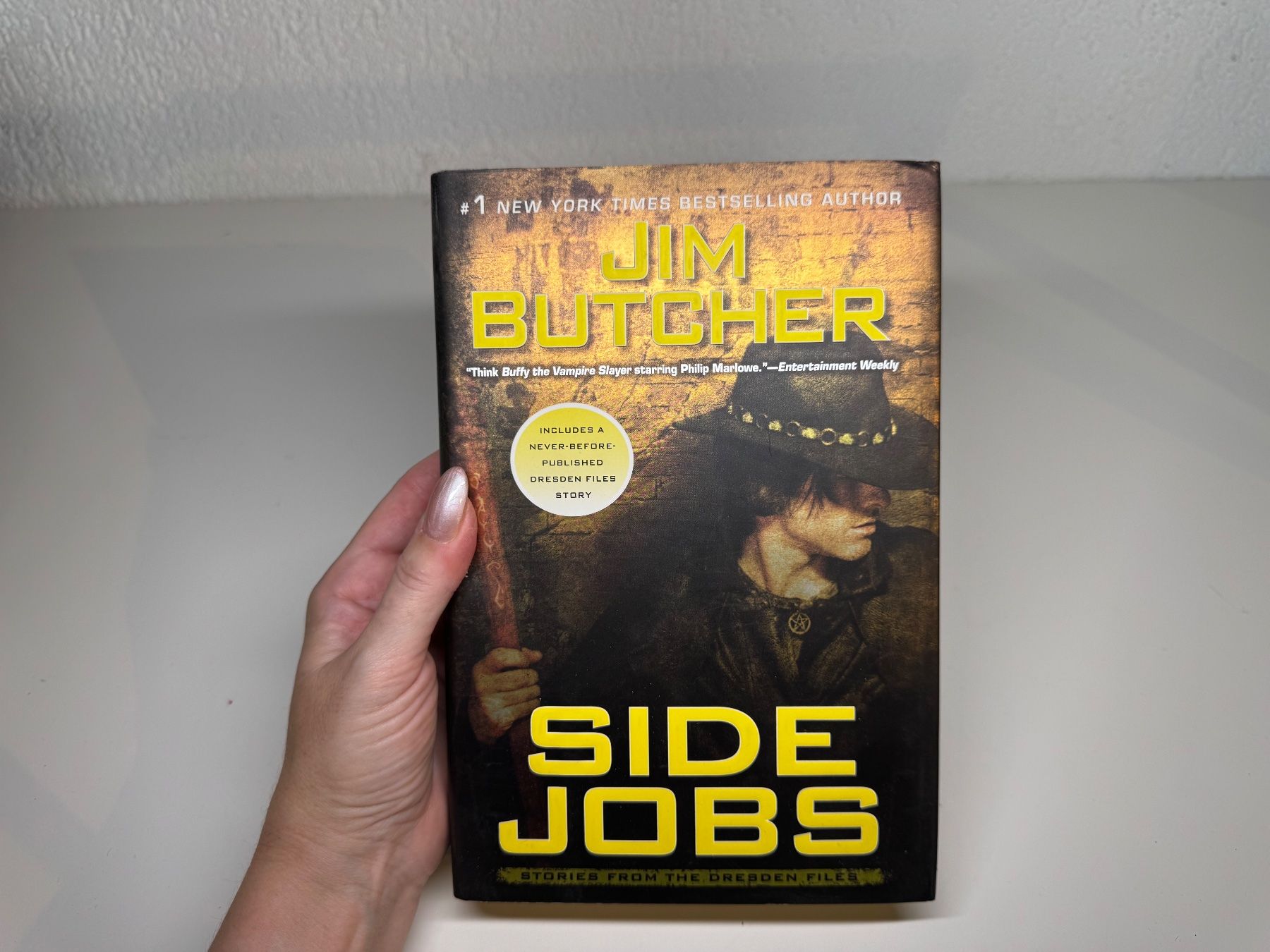 Libri: NOVEL: Jum Butcher, Side Jobs – Usato da Grosswangen venduto da English_books