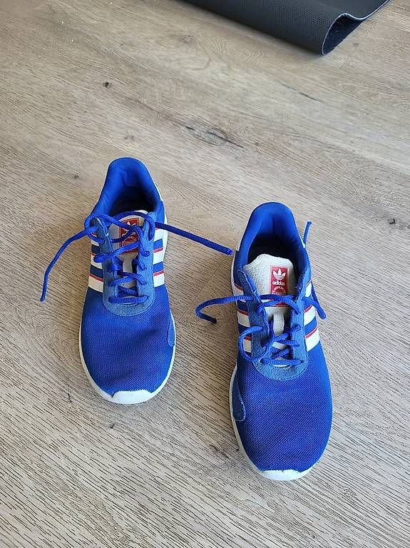 Adidas Scarpe da uomo: Sneakers Adidas pointure 38.5 – Usato da Trélex venduto da emm_rz7g 1