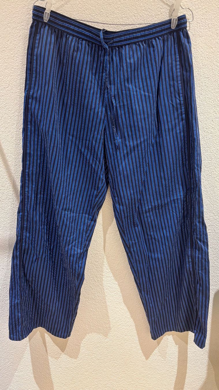 Cos Pantaloni: COS gestreifte Hose – Nuovo (secondo la descrizione) da Uitikon Waldegg venduto da Thefateofophelia