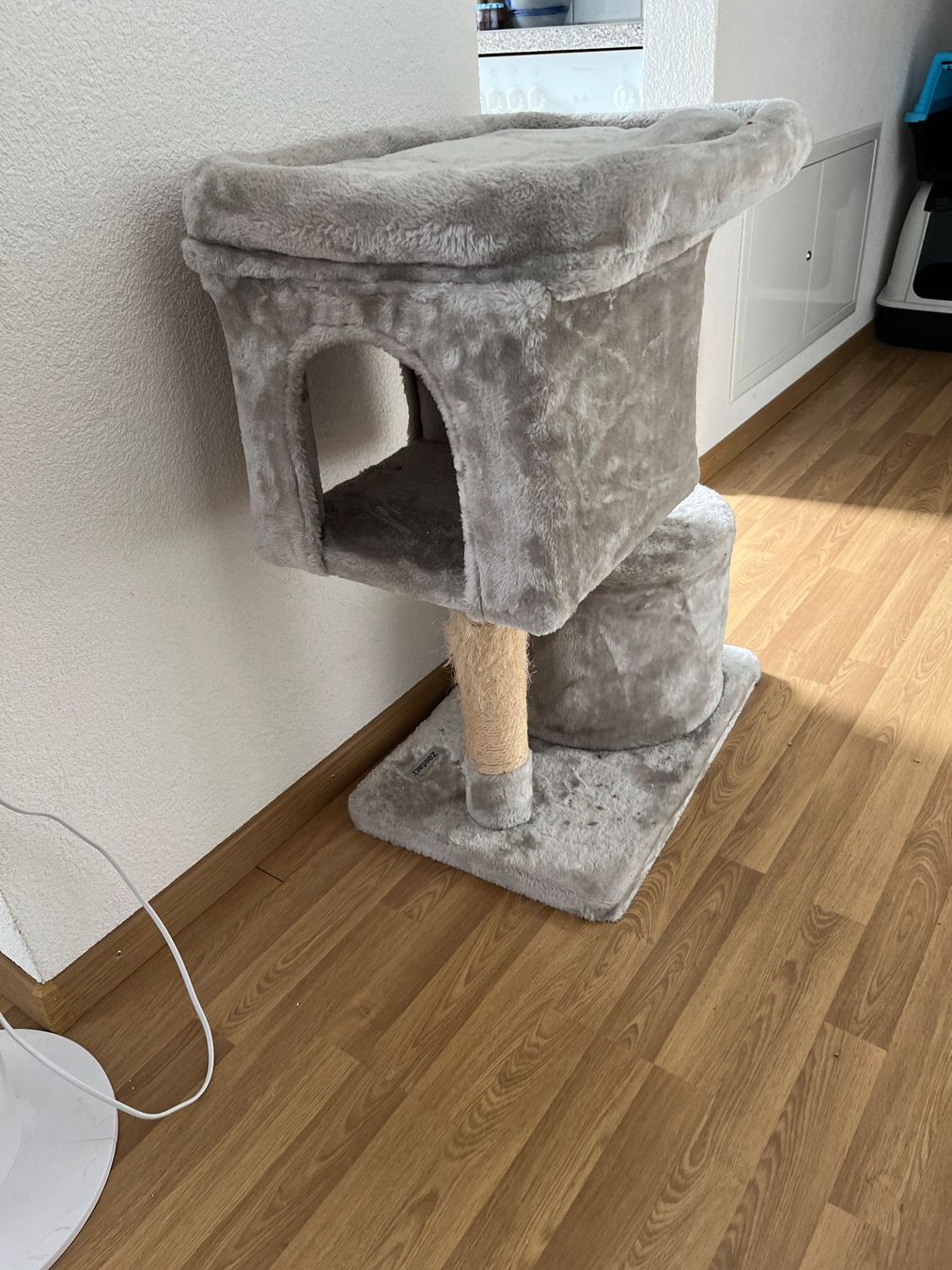 Tiragraffi: Gebrauchter Katzen Kratsbaum – Usato da Uster venduto da Eizo83 1