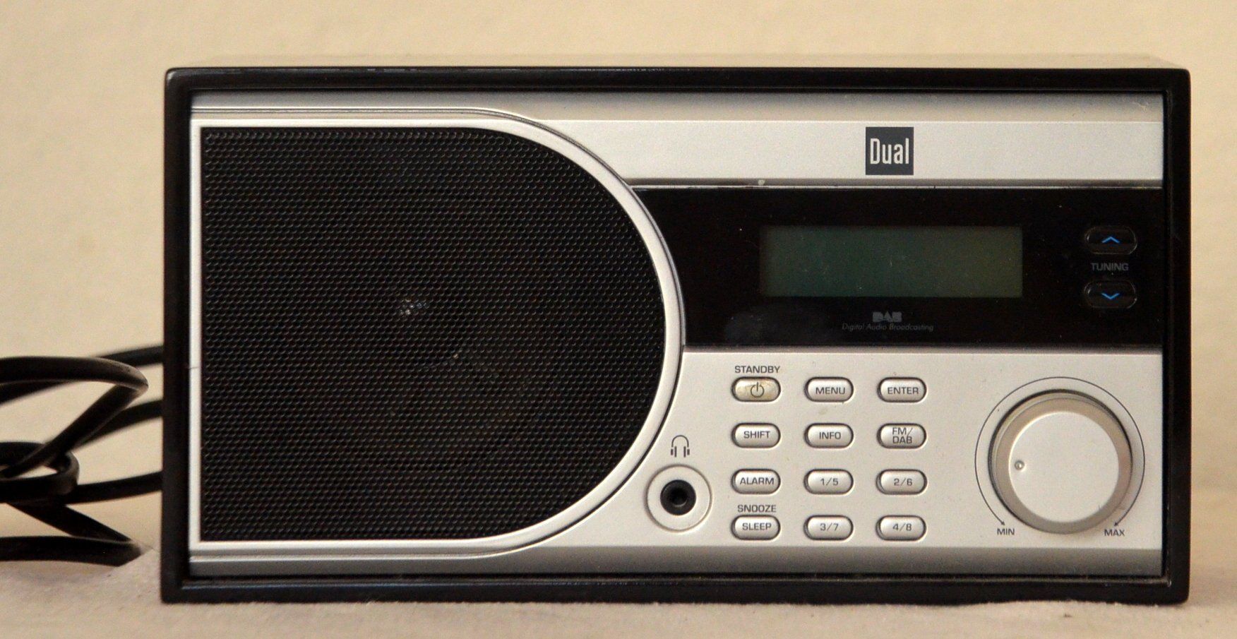 Dual Radio: Radio Dual DAB 8 DAB+ – Usato da Collonges venduto da arashee