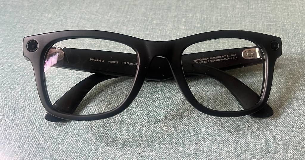 Ray-Ban Occhiali & Lenti: Ray Ban Meta Wayfarer – Usato da Lausanne venduto da son_75nt