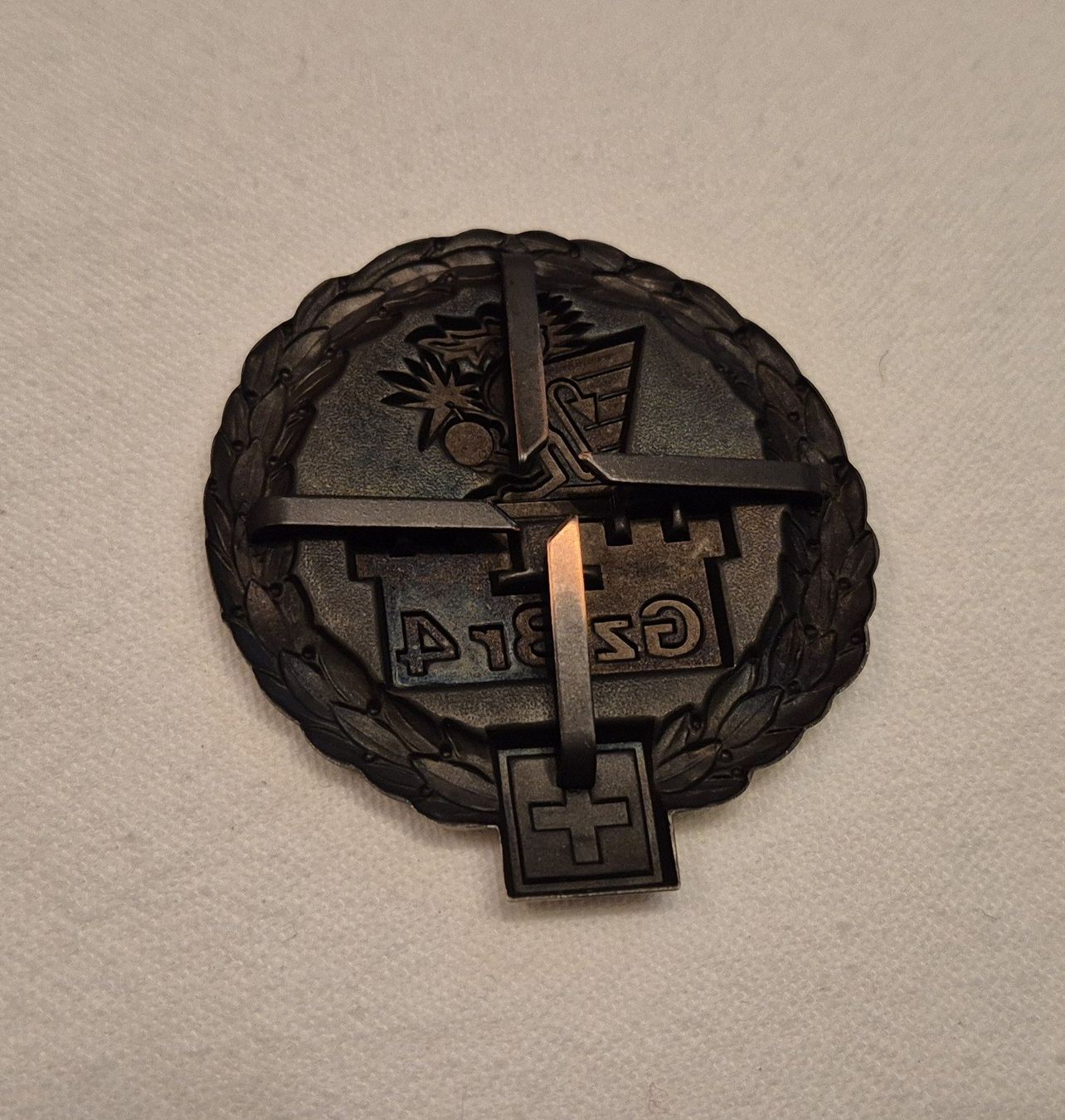 Schweizer Armee Placchette & Badge: Béret-Emblem – Usato da Liestal venduto da pet_4410 1