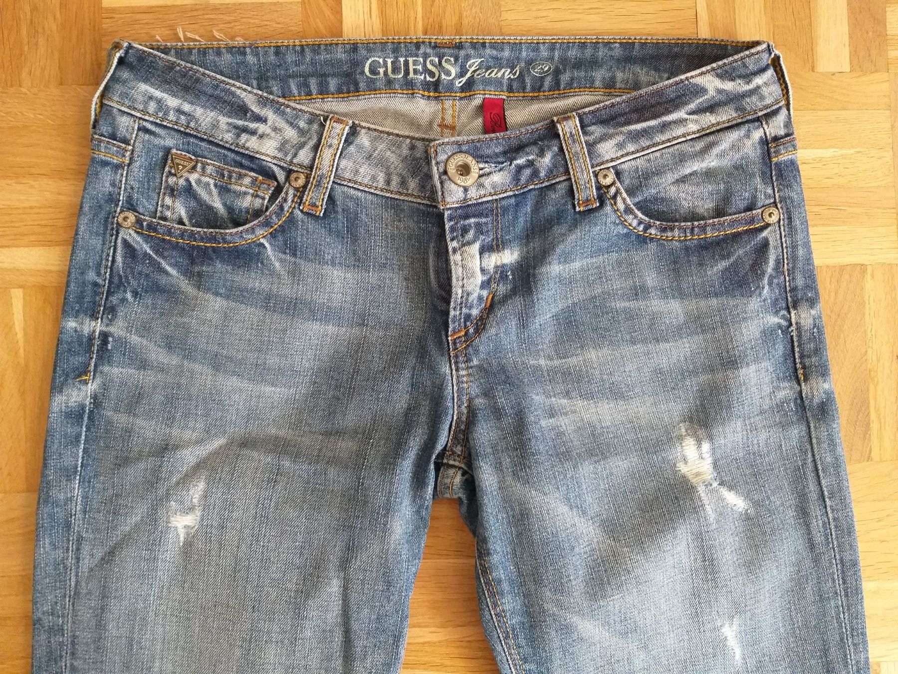 Guess Jeans: GUESS Jeans BEVERLY SLIM-LEG taille / Grosse 29 – Usato da Cossonay-ville venduto da Super-Price-Quality 1