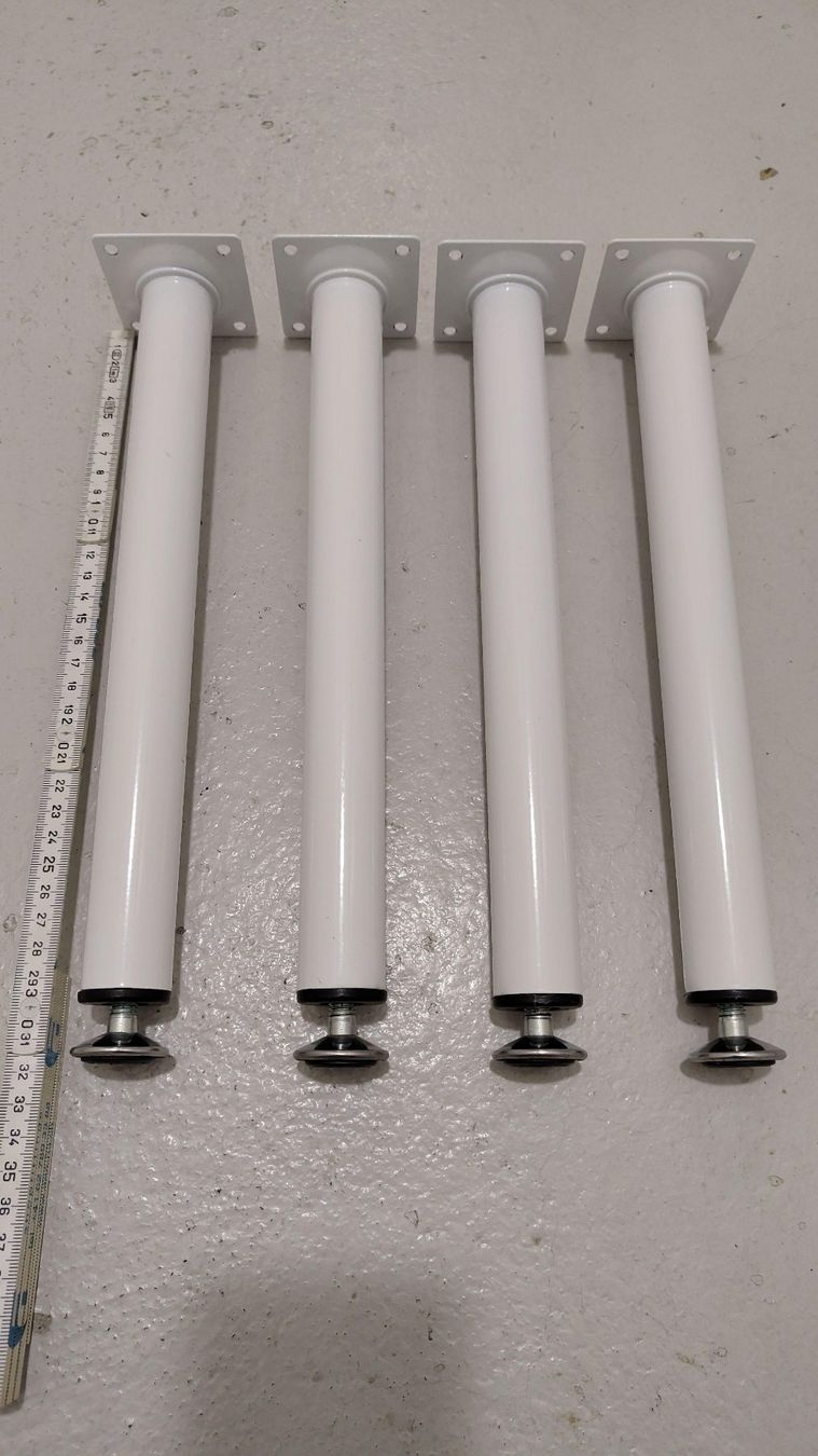Autre mobilier: 4x verstellbare Tischbeine, Möbelfüsse, 30cm – D'occasion à Ballwil par bom_ar