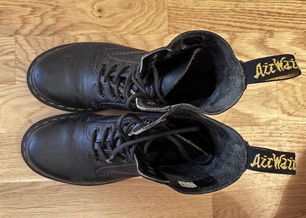 Scarpe da donna: Dr. Martens 1460 Pascal Schwarz  Gr. 37/ UK4 / US L6 – Usato da Kriens venduto da qch_2jjy 1