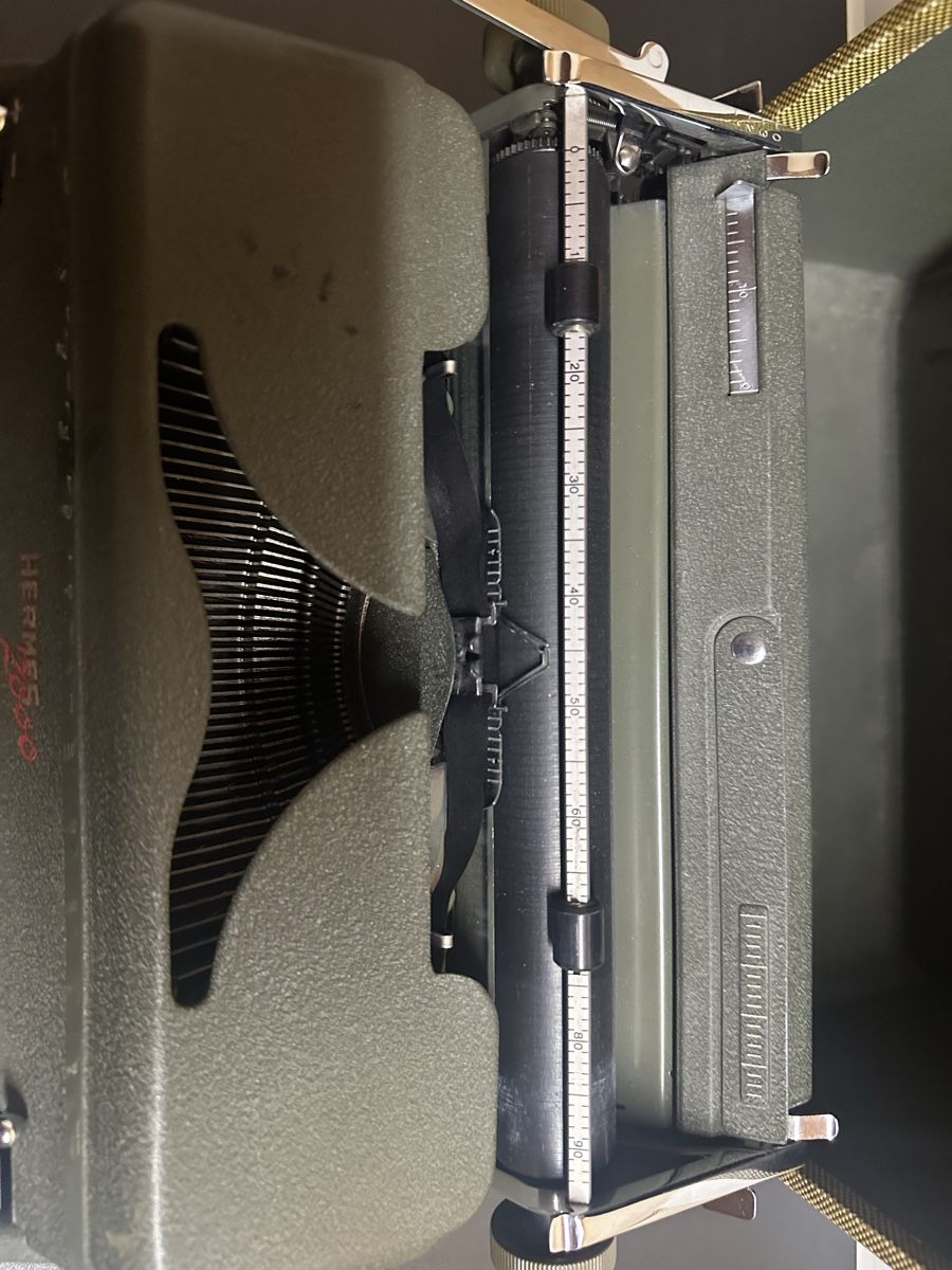 Hermès Machines à écrire: Hermes 2000 Schreibmaschine  – D'occasion à Kappel SO par pat_7gxd 2
