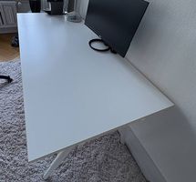 Weisser Ikea Schreibtisch