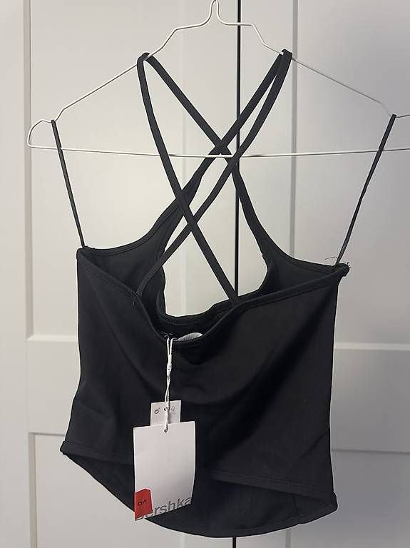 Top: Top Bershka – Usato da Luzern venduto da _.Horizon._ 1